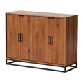 **Technische titel in het Nederlands: Moderne houten kast met horizontale lamellen en metalen basis**
